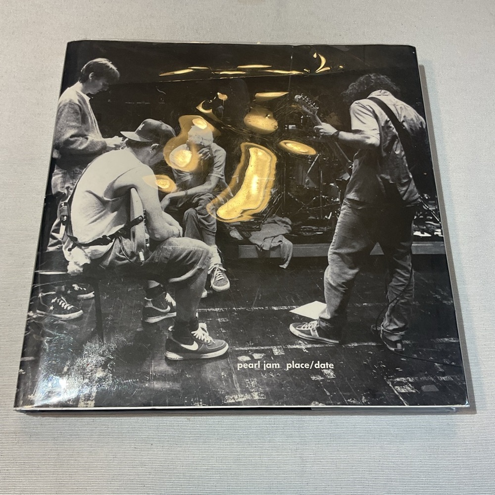 Pearl Jam Place/Date Book, Music Ledgends Photography Coffee Table 80s 90s